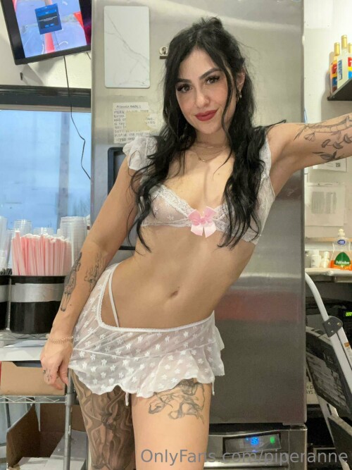 Piper-Anne-OnlyFans-40782497-caff-44f6-896d-78ca6b672cf15353e2299c8f8df42dbdbe52608ae858.jpg