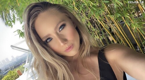 AJ Applegate Nude Leaked Onlyfans Photo AJ Applegate Nude Leaked Onlyfans Photo