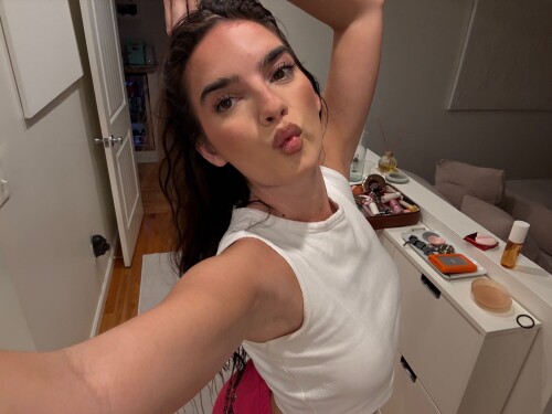 R4shsEfo6JEA5pFXOX1Xz.10233f833af677b7fd1c.jpg