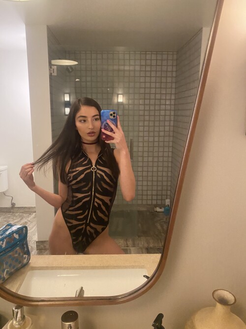 Emily Willis Nude Leaked Onlyfans Photo Emily Willis Nude Leaked Onlyfans Photo
