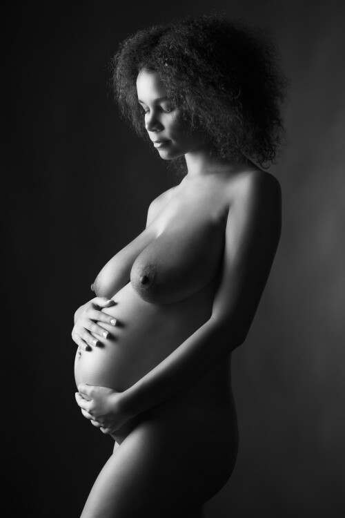 Raven-Redmond---Maternity-15337ba9e90a45f219.jpg