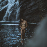 Rebekah-Underhill-by-Peter-Crosby-74cfdc4b81e4d81b9