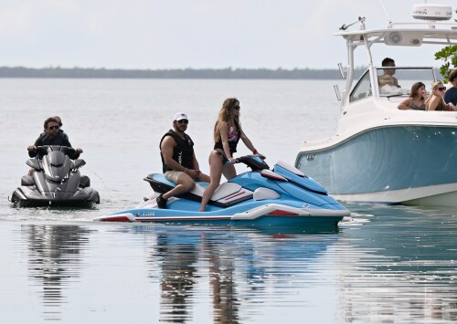 SS_jetskiing_florida---1063428b875311bec4a.jpg