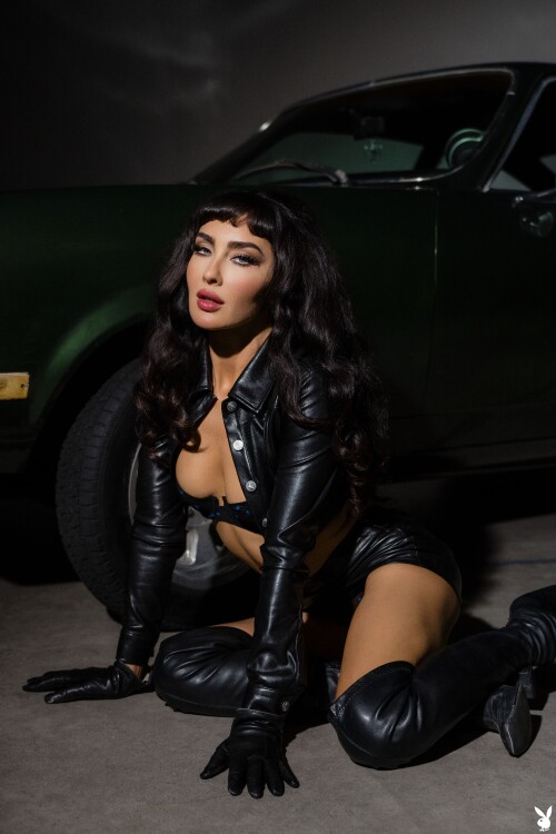 ScarlettKapella_SexyRide_094cab2dda09191065.jpg