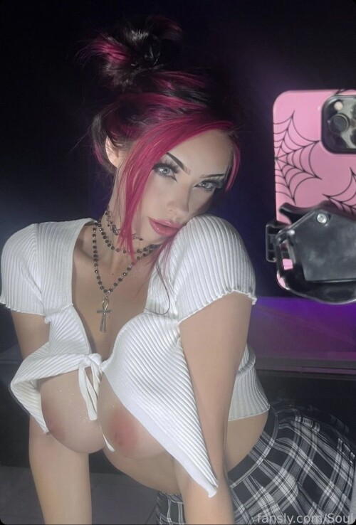 soulxd / zzvioletzz / VioletzTV Nude Leaked Onlyfans Photo soulxd / zzvioletzz / VioletzTV Nude Leaked Onlyfans Photo