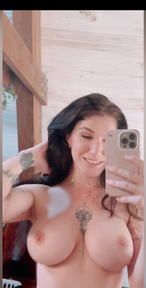 laraloxley Nude Leaked Onlyfans Photo laraloxley Nude Leaked Onlyfans Photo