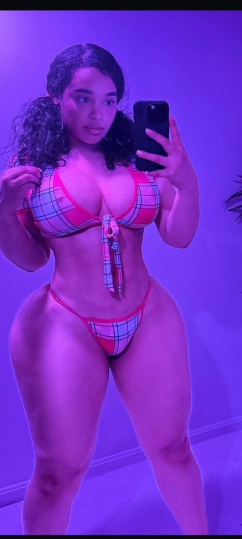 Giselle Lynette | dguzzler Nude Leaked Onlyfans Photo