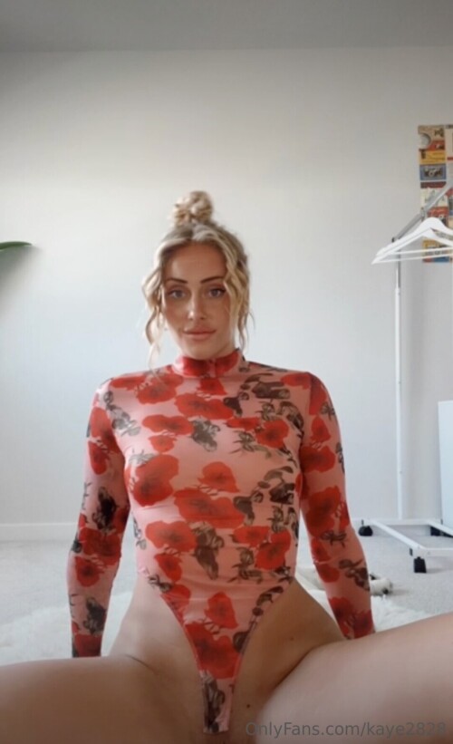Oliviakayemyers | kaye2828 Nude Leaked Onlyfans Photo