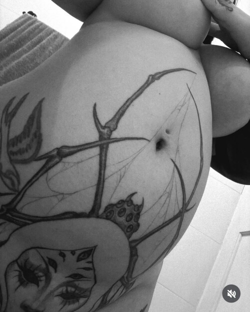 Laura / DeathByPiss / Rat Milk Nude Leaked Onlyfans Photo