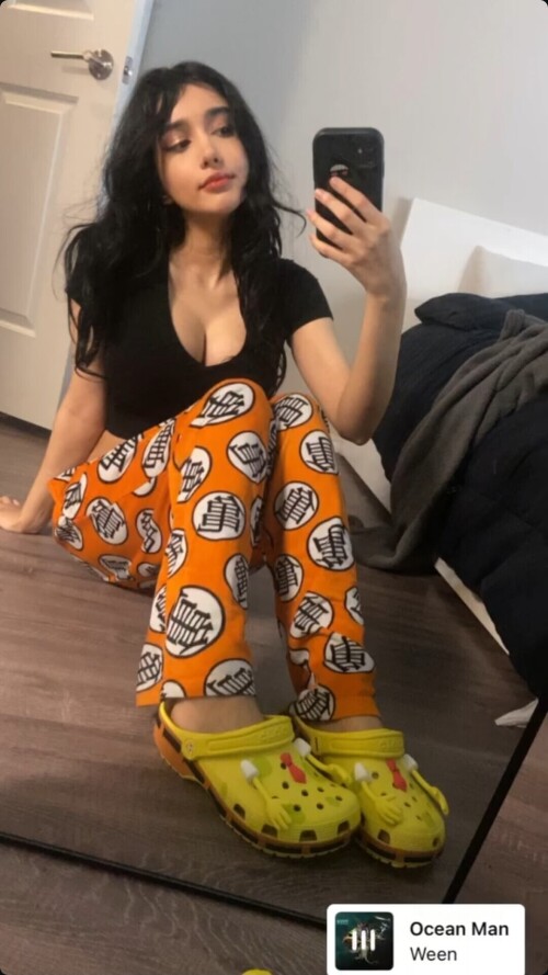 hinawynne Nude Leaked Onlyfans Photo hinawynne Nude Leaked Onlyfans Photo