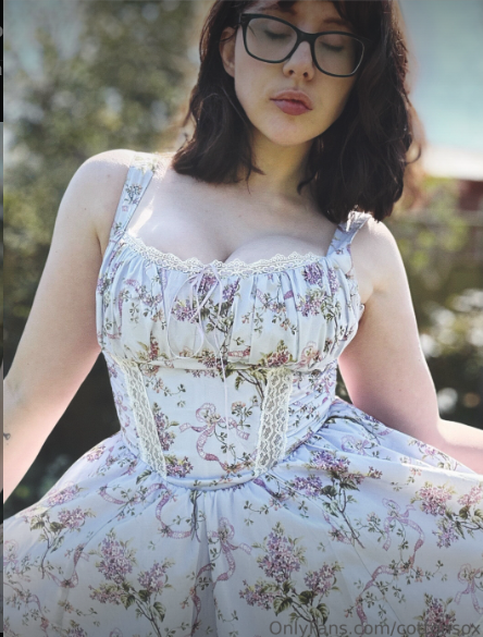 Alice Cotton Sox | Alicewinterhold Nude Leaked Onlyfans Photo Alice Cotton Sox | Alicewinterhold Nude Leaked Onlyfans Photo