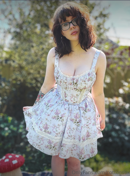 Alice Cotton Sox | Alicewinterhold Nude Leaked Onlyfans Photo Alice Cotton Sox | Alicewinterhold Nude Leaked Onlyfans Photo