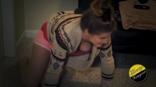 Screenshotter--YouTube-KaitlinBennettsQuarantineTips-436f9bcae49aaa2c371.jpg