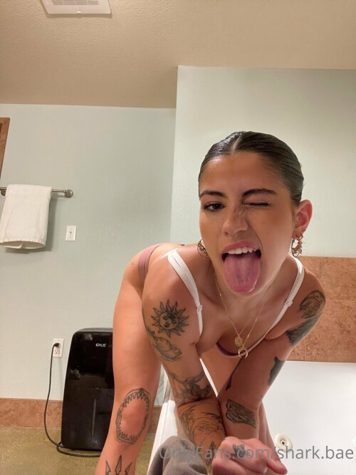 Lunariaxlee - shark.bae - kyliemaelyn Nude Leaked Onlyfans Photo Lunariaxlee - shark.bae - kyliemaelyn Nude Leaked Onlyfans Photo