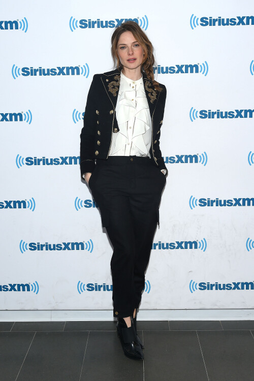 SiriusXM-Studios-in-New-York-City-2017-8f663a966fc08ef7e.md.jpg