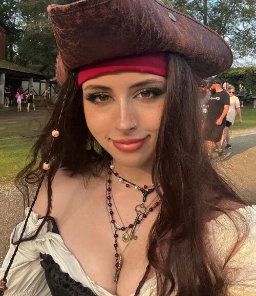 Snapinsta.app_307688698_762204544859542_102178297067637385_n_1080355b1adcf7fce622.md.jpg