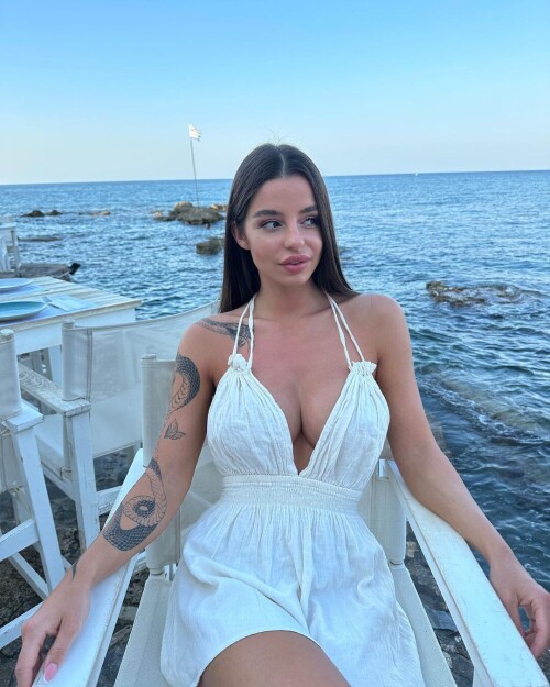 Snapinsta_app_371739620_251547300568048_3638849110674315759_n_1080ca25370d36356698.jpg