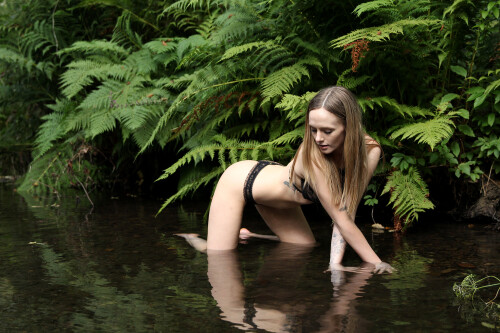 SunnieJones_The_River_051526ac93bc769a36.jpg