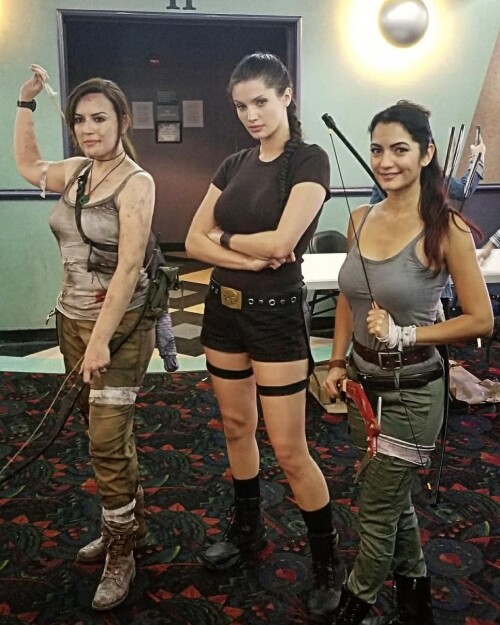 TR-So-I-dressed-as-old-school-Lara-swipe-for-more-pics--saw-the-new-TombRaiderMovie-last-night-thanks-to-my-friend-indra_rojas--and-it-was-awesome-Alicia-Vikander-Lara-was-very-raw-and9e5eac5cf15ee821.jpg