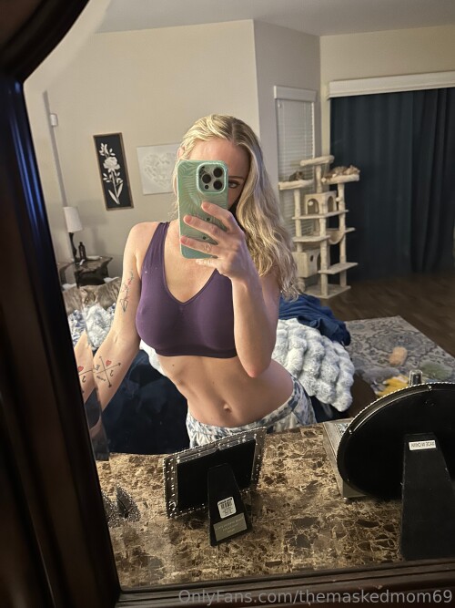 themaskedmom69 | realmrsmolly | themaskedmomvip | The_Masked_Mom Nude Leaked Onlyfans Photo themaskedmom69 | realmrsmolly | themaskedmomvip | The_Masked_Mom Nude Leaked Onlyfans Photo