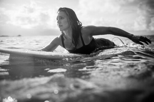 Tulsi-Gabbard-Surfs-Up18b56724a99f3d0cc.jpg