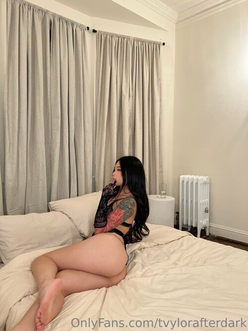 tvylorafterdark Nude Leaked Onlyfans Photo