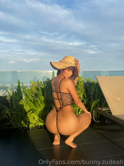 Bunny Zudeah Nude Leaked Onlyfans Photo Bunny Zudeah Nude Leaked Onlyfans Photo