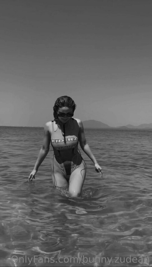 Bunny Zudeah Nude Leaked Onlyfans Photo Bunny Zudeah Nude Leaked Onlyfans Photo