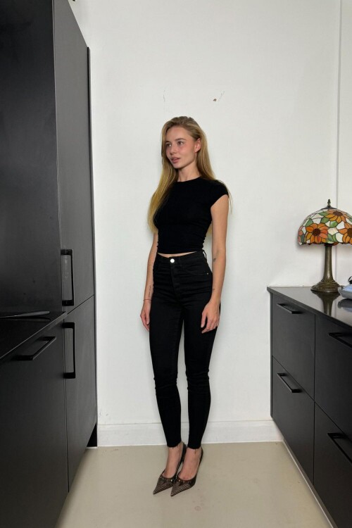 Elizabeth Vasilenko Nude Leaked Onlyfans Photo Elizabeth Vasilenko Nude Leaked Onlyfans Photo