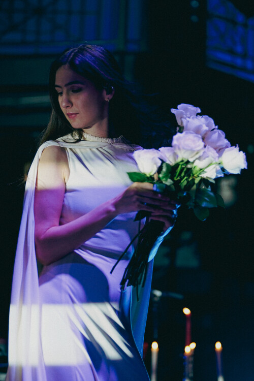 Weyes-Blood-930-Club-Washington-DC-02.27.23-Photo-by-Casey-Ryan-Vock-DSC08951-30848858e68bca94b.jpg