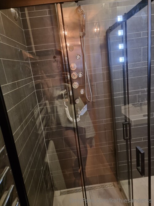 Kathie Sanders @xsexykathiex Nude Leaked Onlyfans Photo Kathie Sanders @xsexykathiex Nude Leaked Onlyfans Photo