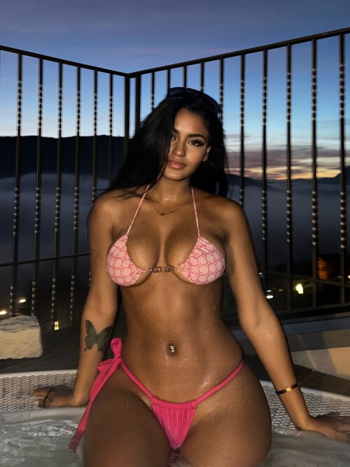 Minadorio / Brenda Martins / Ysabbre Nude Leaked Onlyfans Photo