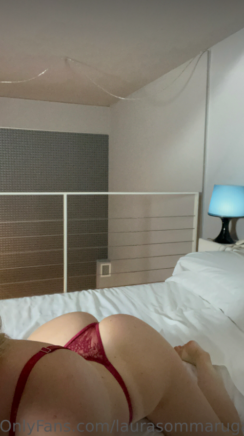 Laura Sommaruga Nude Leaked Onlyfans Photo Laura Sommaruga Nude Leaked Onlyfans Photo