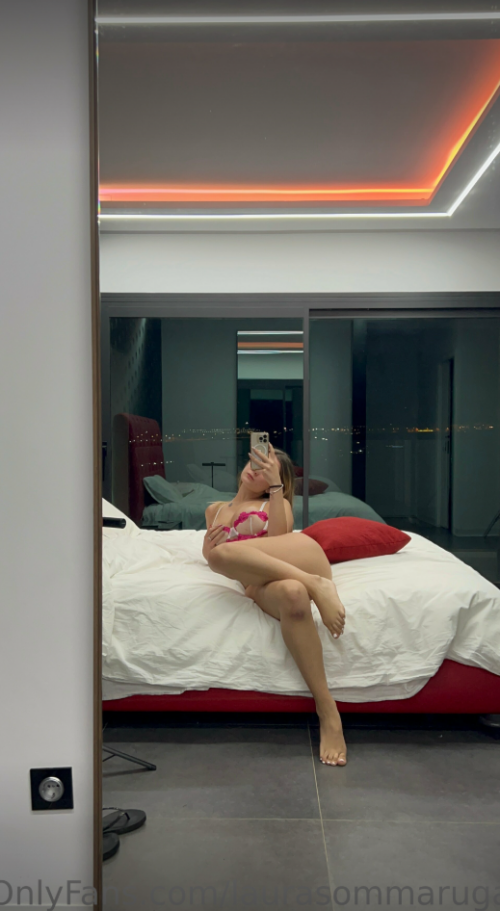 Laura Sommaruga Nude Leaked Onlyfans Photo Laura Sommaruga Nude Leaked Onlyfans Photo