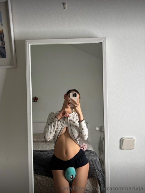 Laura Sommaruga Nude Leaked Onlyfans Photo Laura Sommaruga Nude Leaked Onlyfans Photo