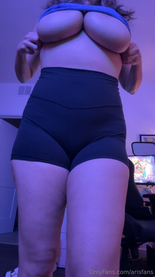 AriLove / LadyArri / Arisfans Nude Leaked Onlyfans Photo AriLove / LadyArri / Arisfans Nude Leaked Onlyfans Photo