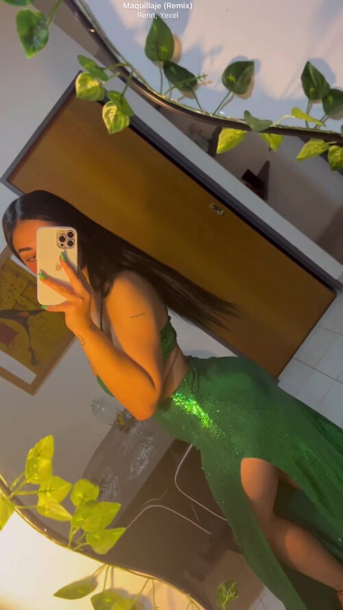 abru_tomlinsons-instagram-2024-3-16-story---frame-at-0m3s2756c4ed5df55b23.md.jpg