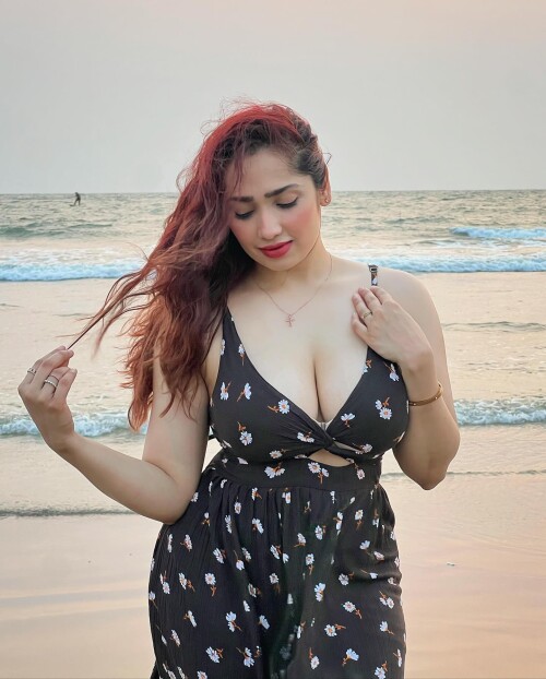 aditimistry2607-20240329_011513-434843018_265610696519049_9144829130371711480_n82587c59c051d29e.md.jpg