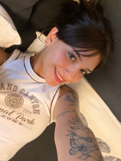 aelinaitsme_9c06a89d61c52d910.jpg