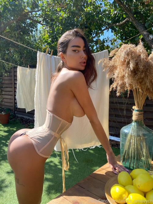 Alena Omovych Nude Leaked Onlyfans Photo