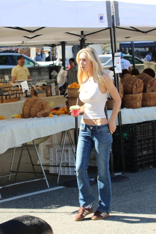 alexis-44729df1ee65f38ff.jpg
