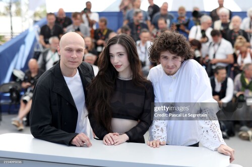 anora-photocall-090800c838587ab65d.md.jpg