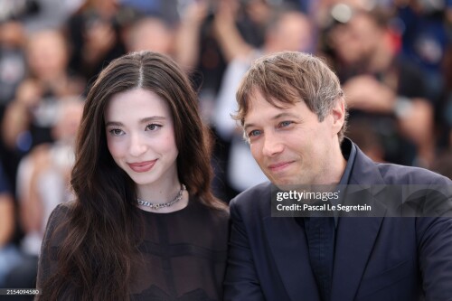 anora-photocall-11e516ddb70284df30.md.jpg