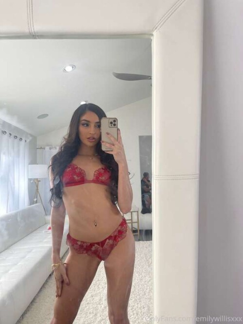 Emily Willis Nude Leaked Onlyfans Photo Emily Willis Nude Leaked Onlyfans Photo