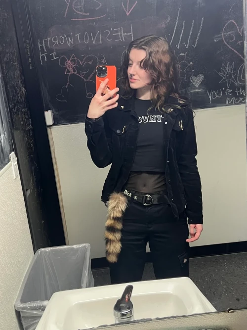 best-shirt-to-wear-out-in-public-settings-v0-bosf39yu38ze191c5109a541ae54b.webp