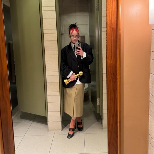 Billie Eilish Photo 3