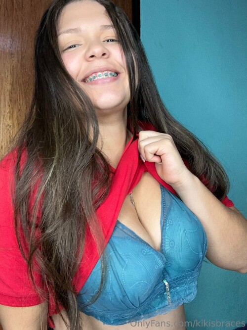 kikisbraces Nude Leaked Onlyfans Photo kikisbraces Nude Leaked Onlyfans Photo