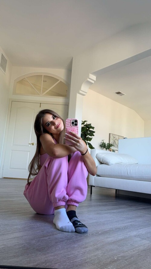 brookemonk---RDownload72c1d9d27fb85098.jpg