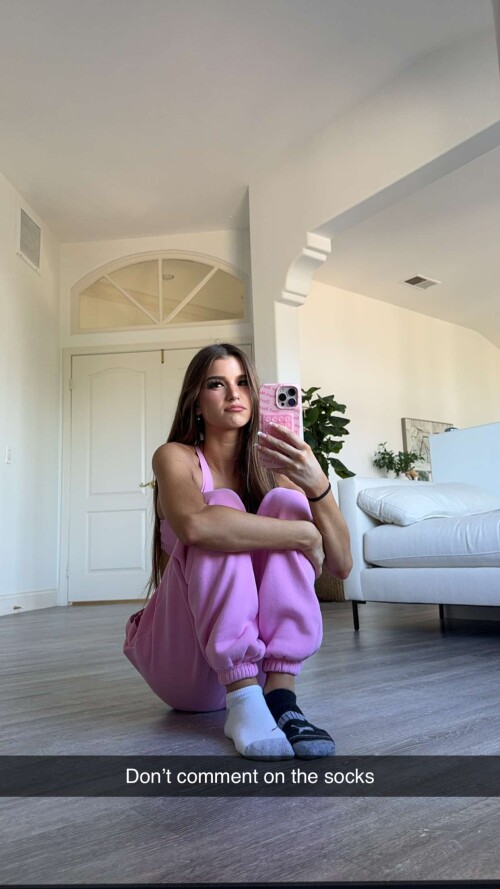 brookemonk---RDownloadcaf313e8c88df919.jpg
