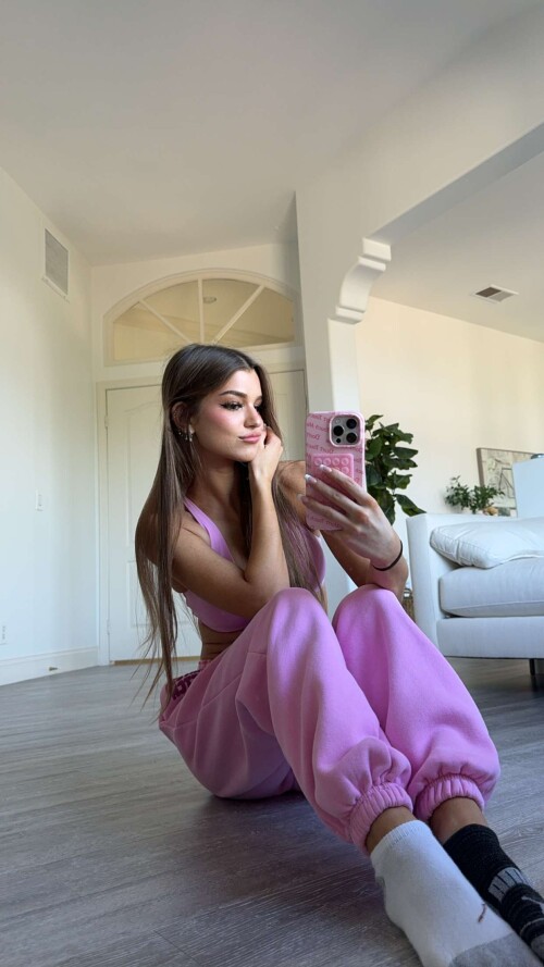 brookemonk---RDownloadd832aab290cd6581.jpg